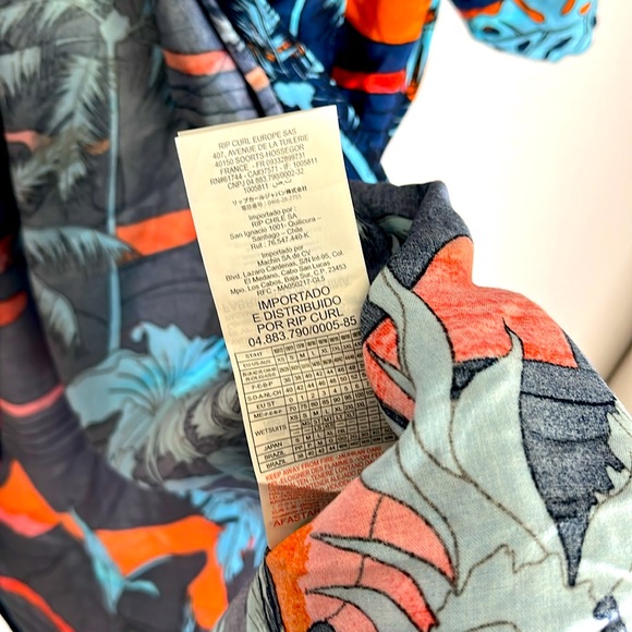 Rip Curl Barrel Killa Shirt in Size Medium - Picture 5 of 7